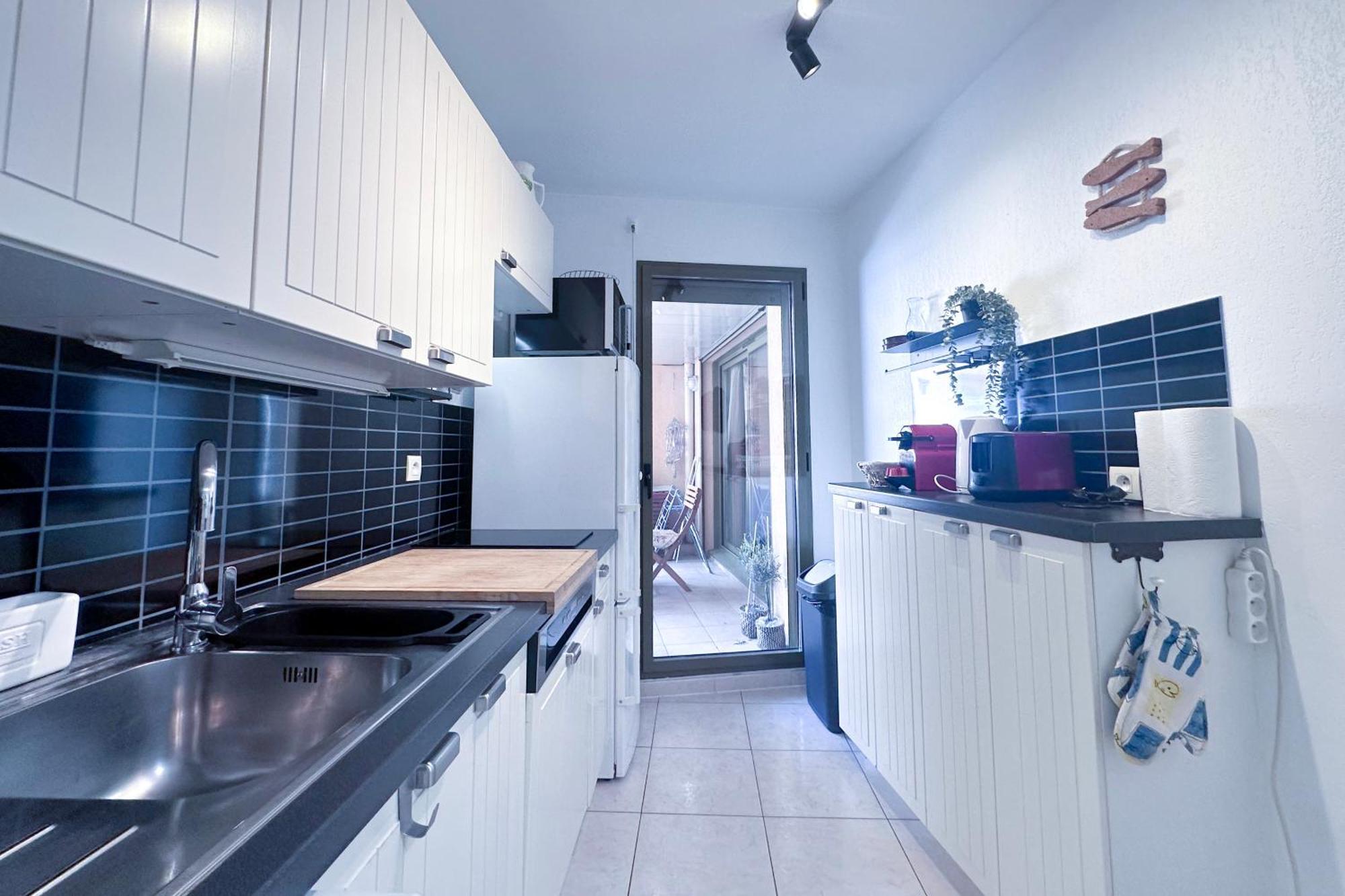 St Roch 2 - Appart 300 M De La Gare, Clim, Terrasse, Garage Антиб Экстерьер фото